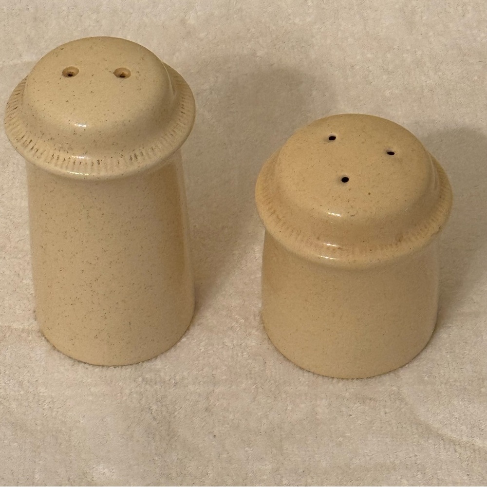 Franciscan Sea Sculpture Speckle Sand Salt & Pepper Shaker Set